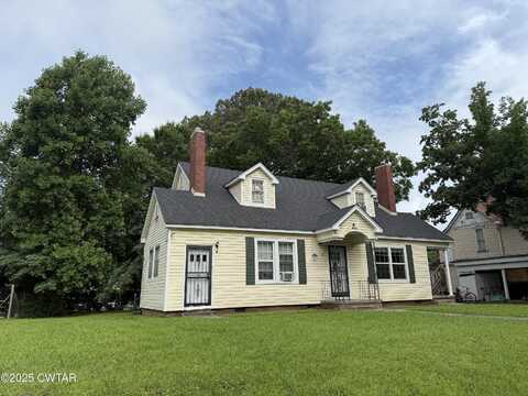 405 N 16th Avenue, Humboldt, TN 38343