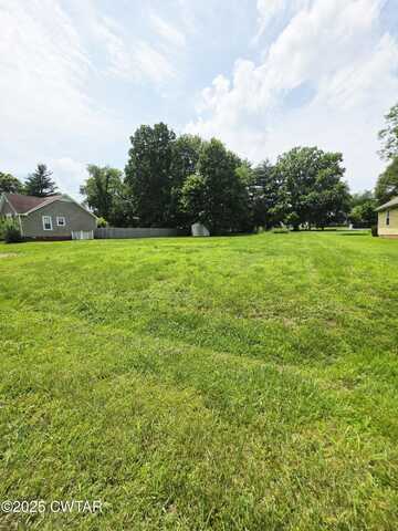 368 Buttonwood Drive, Jackson, TN 38305
