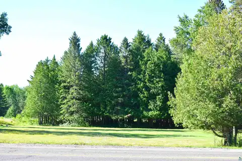 10XX W Bayfield St, Washburn, WI 54891