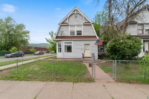 30 N 25th Ave W, Duluth, MN 55806