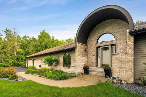 4976 Maribe Dr, Hermantown, MN 55811