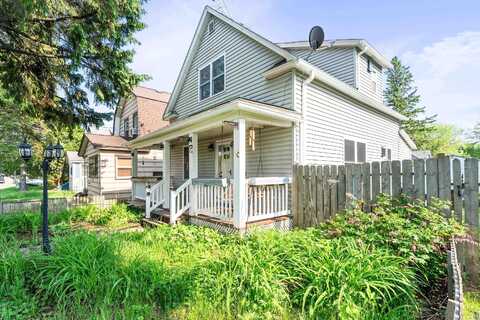 14 3rd St, Proctor, MN 55810