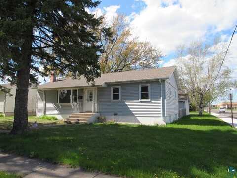 701 N 22nd St, Superior, WI 54880