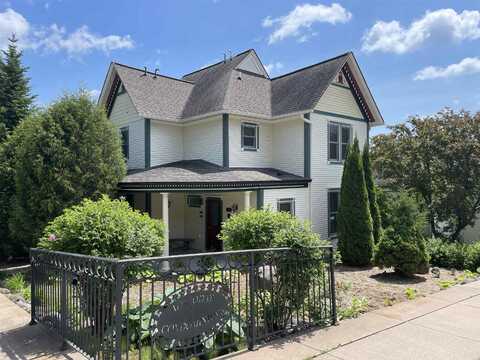 36 N 2nd St, Bayfield, WI 54814