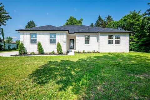 8613 Byers Road, Miamisburg, OH 45342