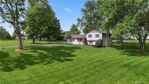 559 Stover Road, West Alexandria, OH 45381