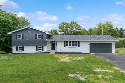 2449 Pine Knott Drive, Beavercreek, OH 45431