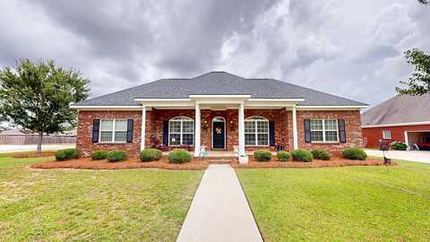 201 Azalea Lane, Headland, AL 36345