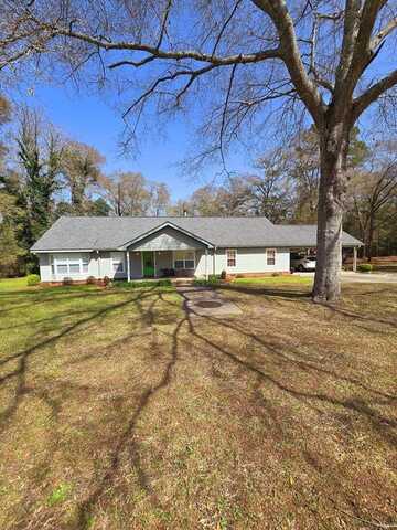 653 Honeysuckle Hills Rd, Ozark, AL 36360