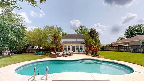 107 Gloster Court, Dothan, AL 36303