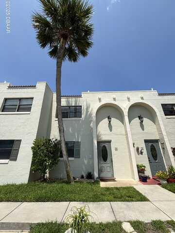 65 Seton Trail, Ormond Beach, FL 32176