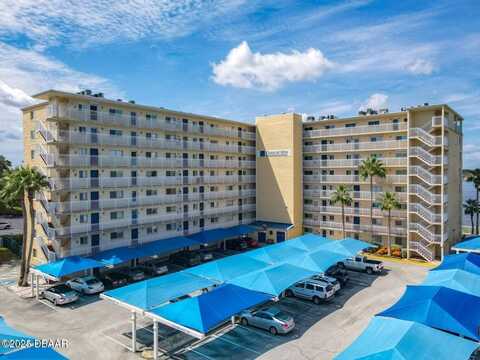145 N Halifax Avenue, Daytona Beach, FL 32118