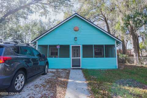 718 NW 4th Street, Gainesville, FL 32601