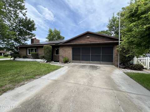 180 Pine Grove Court, Daytona Beach, FL 32119
