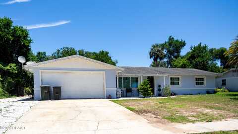 1325 Laurel Drive, Daytona Beach, FL 32117