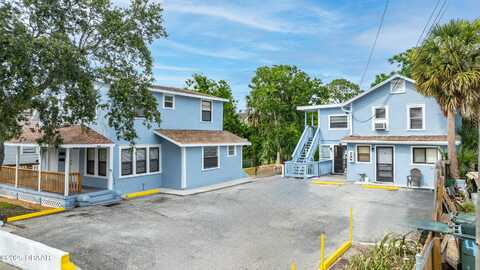 137-139 S Halifax Avenue, Daytona Beach, FL 32118