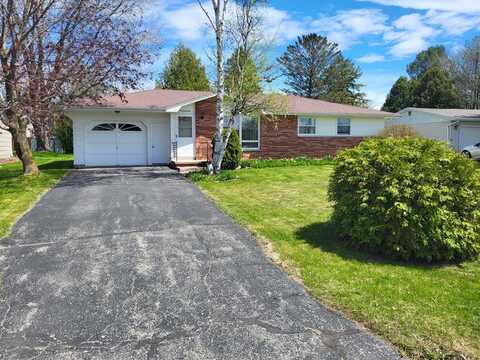 142 N 15th Dr, Sturgeon Bay, WI 54235