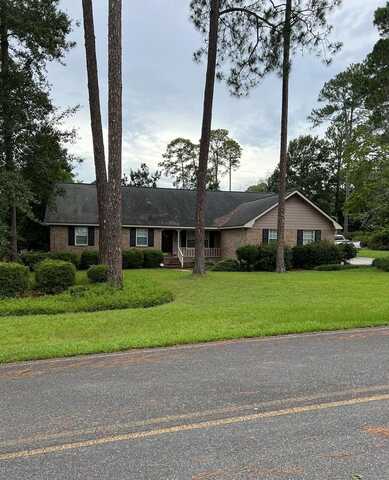 1220 Green Hollow Run, Douglas, GA 31333