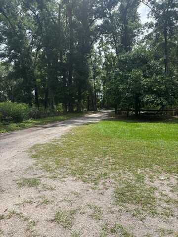 800 Lynx Rd, Branford, FL 32008