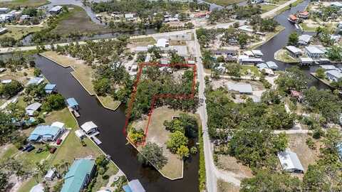 86 219th St, Suwannee, FL 32692