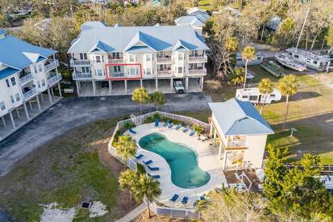 54 910th Ave, Suwannee, FL 32692
