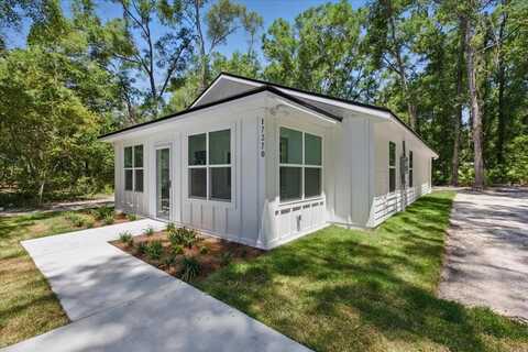 17370 83rd Ct, Fanning Springs, FL 32693