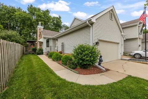 3916 92nd Drive, Urbandale, IA 50322