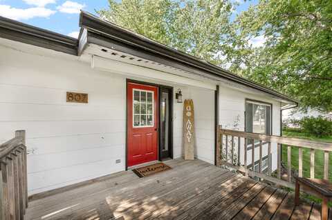 807 Linden Street, Dallas Center, IA 50063