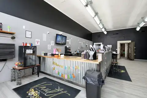 104 N Wilson Avenue, Jefferson, IA 50129