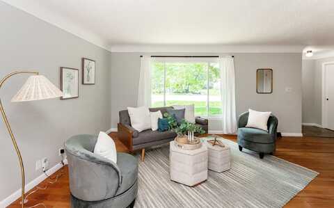 715 Maple Street, Waukee, IA 50263