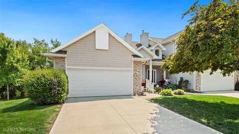 10620 Sharon Circle, Urbandale, IA 50322
