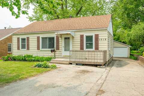 undefined, Windsor Heights, IA 50324
