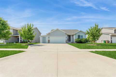 625 Bradford Drive, Norwalk, IA 50211