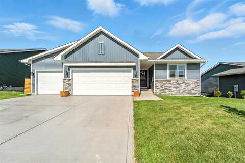 580 NW Rosemont Drive, Waukee, IA 50263