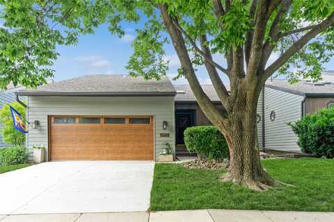 undefined, West Des Moines, IA 50266