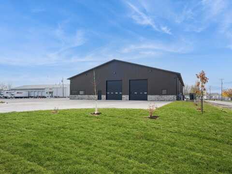1911 NE 58th Avenue, Des Moines, IA 50313