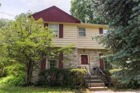 5800 Pleasant Drive, Des Moines, IA 50312