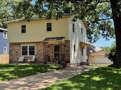 1541 42nd Street, Des Moines, IA 50311