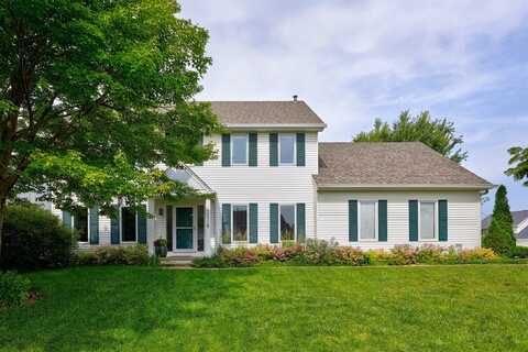 2216 NW 136th Street, Clive, IA 50325