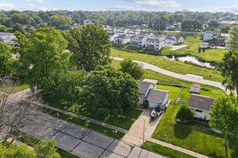 43 Constitution Boulevard, Pleasant Hill, IA 50327