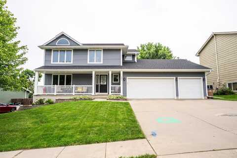 301 W Maple Street, Runnells, IA 50237