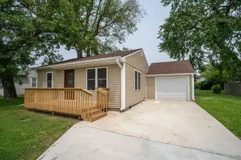 undefined, Newton, IA 50208