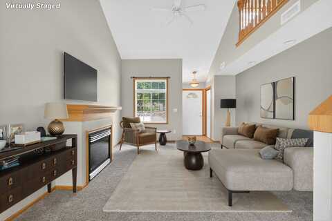 3799 Village Run Drive unit: 512, Des Moines, IA 50317