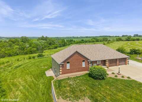 1191 Illinois Drive, Knoxville, IA 50138
