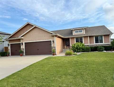 565 NE Bowman Drive, Waukee, IA 50263