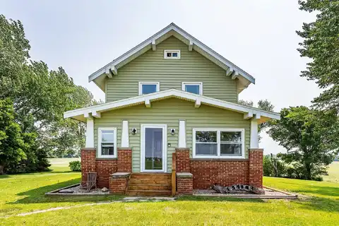 2160 Clover Avenue, Perry, IA 50220