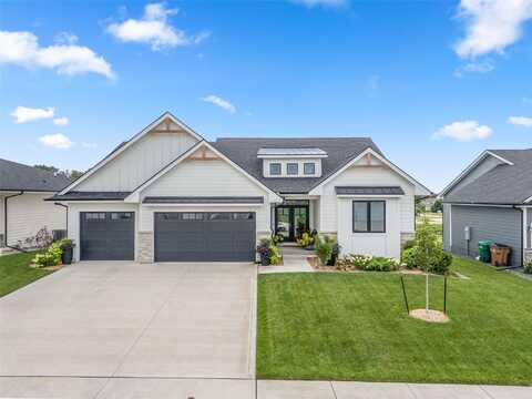 6739 Bright Street, Johnston, IA 50131