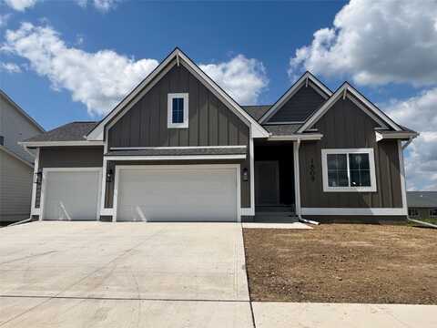 1809 Silver Maple Drive, Norwalk, IA 50211