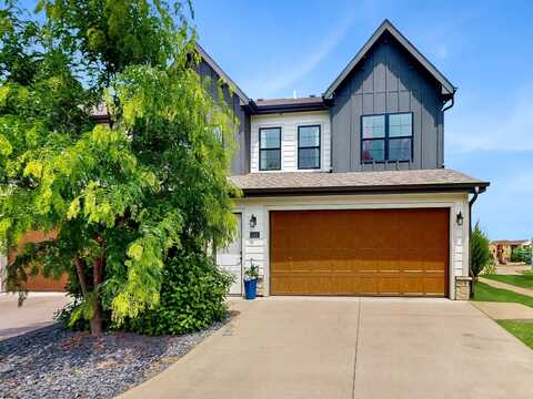 6460 Galleria Drive unit: 3101, West Des Moines, IA 50266