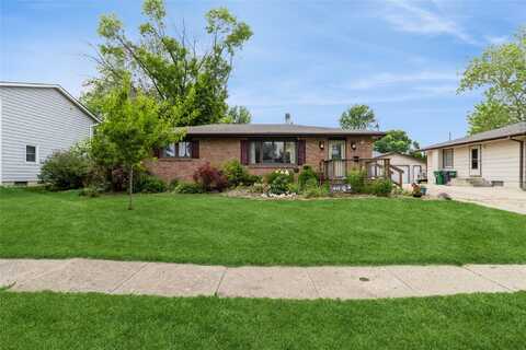 230 NW Arlan Drive, Ankeny, IA 50023
